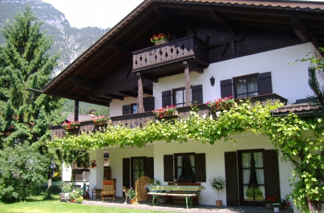 Gästehaus Strasser Gästehaus Strasser